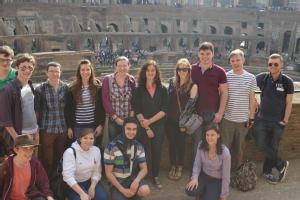 students_at_colosseum_city_of_rome_module.jpg