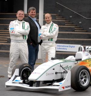WorldFirst Formula 3 racing car with Dr Kerry Kirwan Dr Steve Maggs and James Meredith