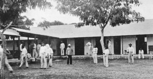 photo of people in lunatic asylum in Barbados early C20